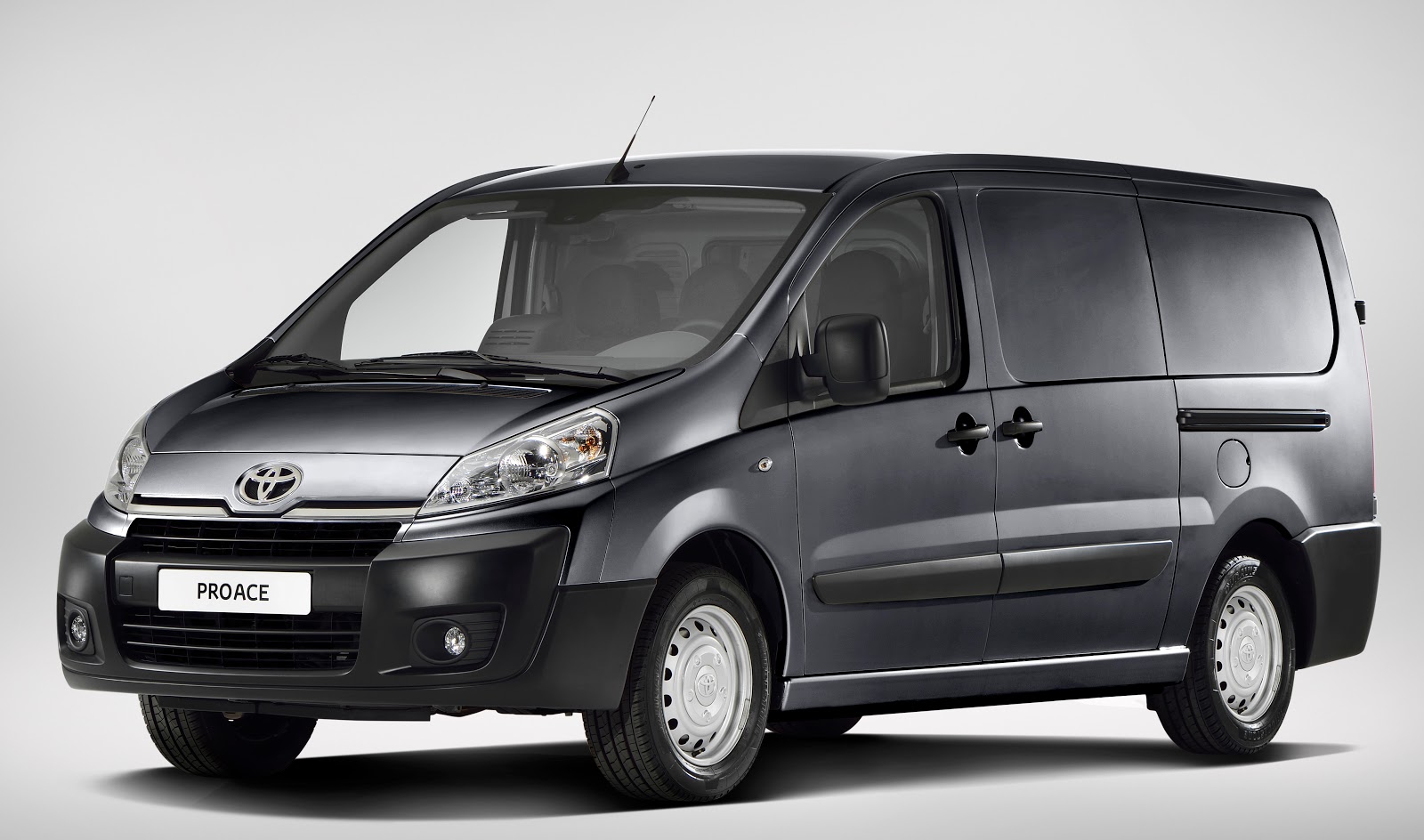 Irish Car Travel Magazine New Van Range From Toyota irish-car-travel-magazine-new-van-range-from-toyota