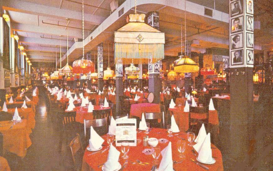 CHUCKMAN'S OTHER COLLECTION (TORONTO POSTCARDS) VOLUME 01 POSTCARD