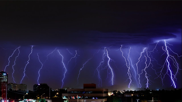 rayos por el cazador de tormentas