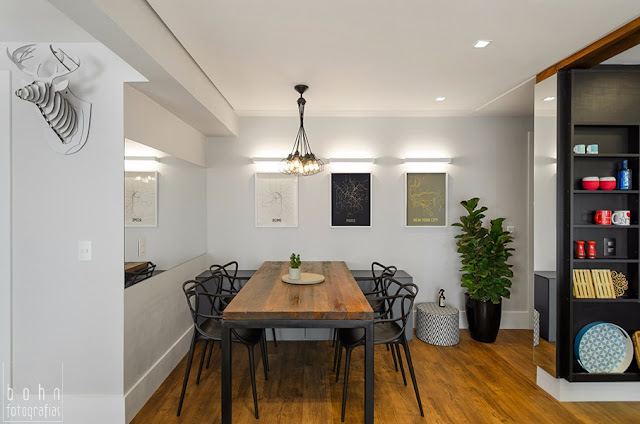 Visita ao pequeno e jovial apto decorado de Carolina Rocca. Blog Achados de Decoração