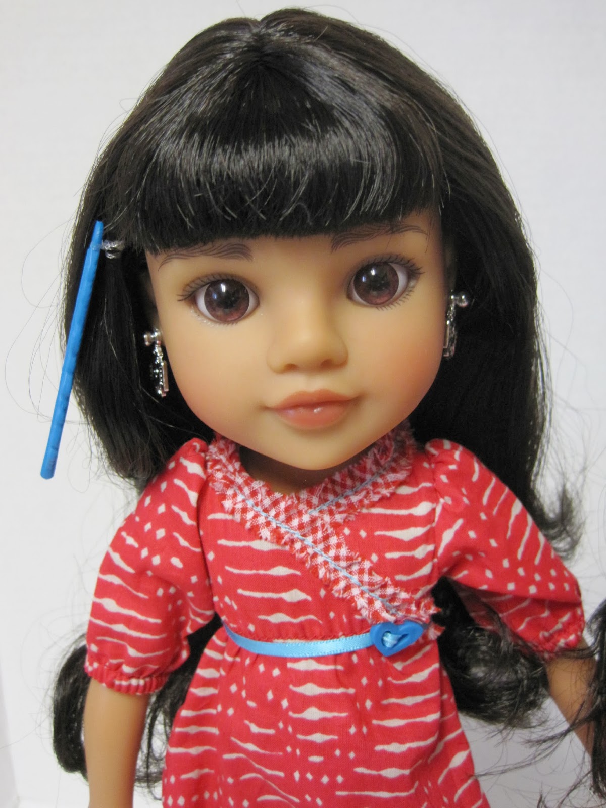 Never Grow Up A Mom's Guide to Dolls and More EBay Listings, a Quick