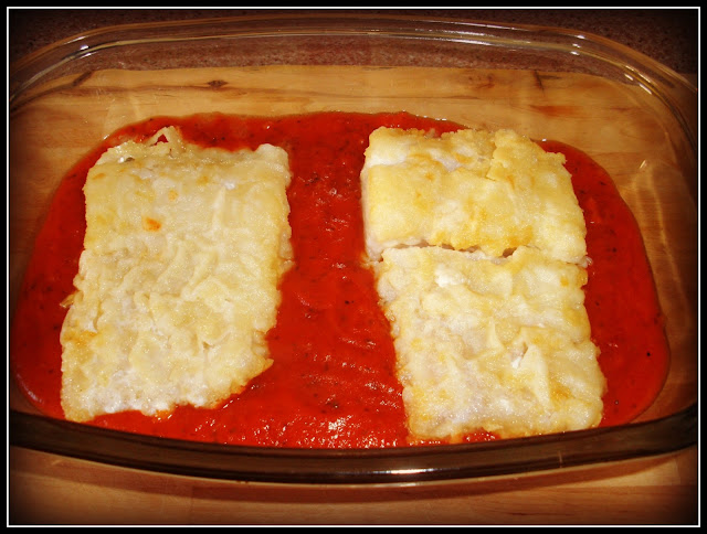 Bacalao en Salsa de Tomate con Alioli Gratinado