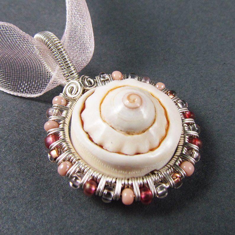 Wire Jewelry Tutorials by Gailavira Jewelry / The Beading Gem