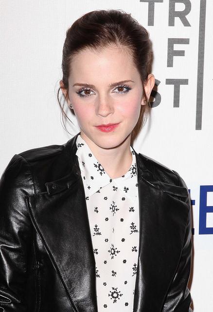 danny way jamie lee curtis shirtless unhas decoradas borboletas