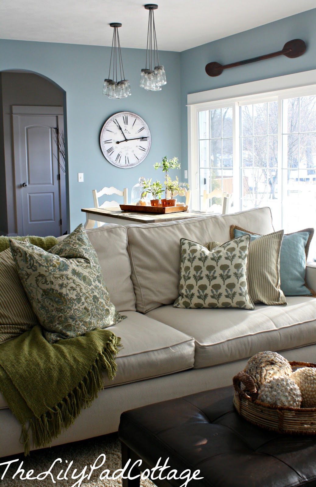 House Tour: House Snooping at The Lily Pad Cottage ...