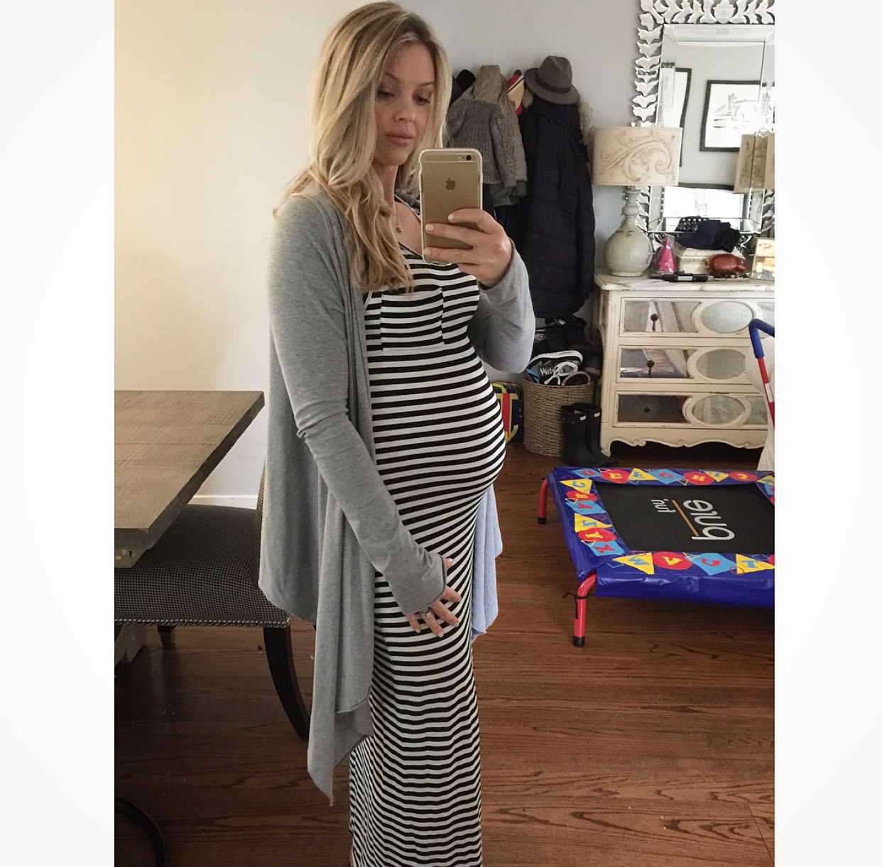Holland and Mint: Baby Bump Update: 26 Weeks