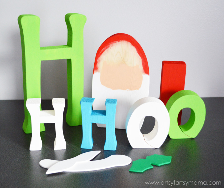 Ho Ho Ho Word Set Tutorial at artsyfartsymama.com