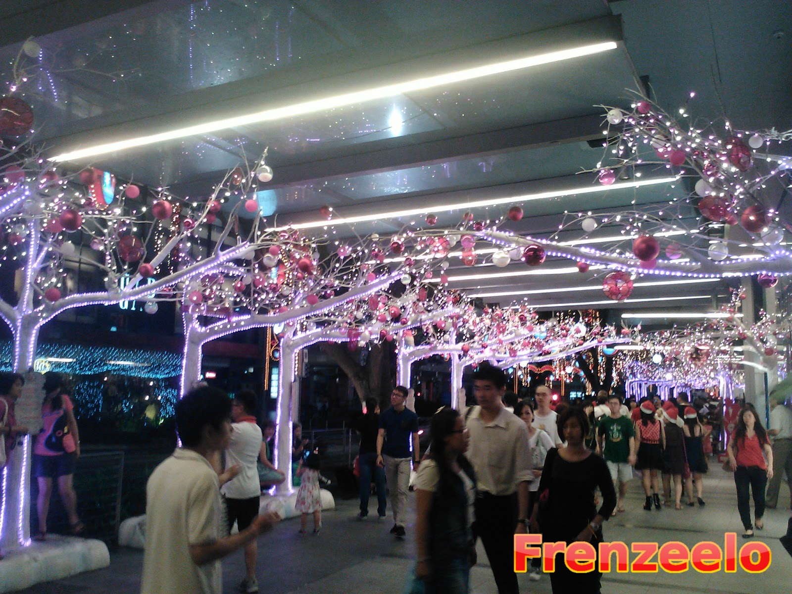 Lights street christmas space consumerism cuenca jordi sánchez Frenzeelo: Orchard Road Christmas Light Up 2012