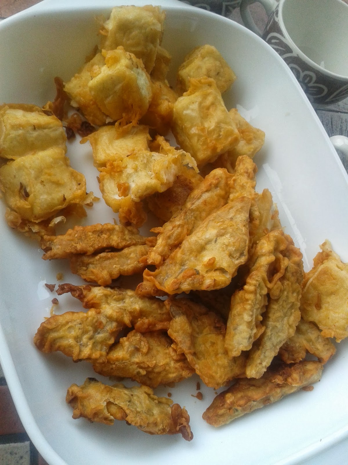 Kedai Roti Dan Kek Kluang Tahu Dan Tempe Goreng Tepung