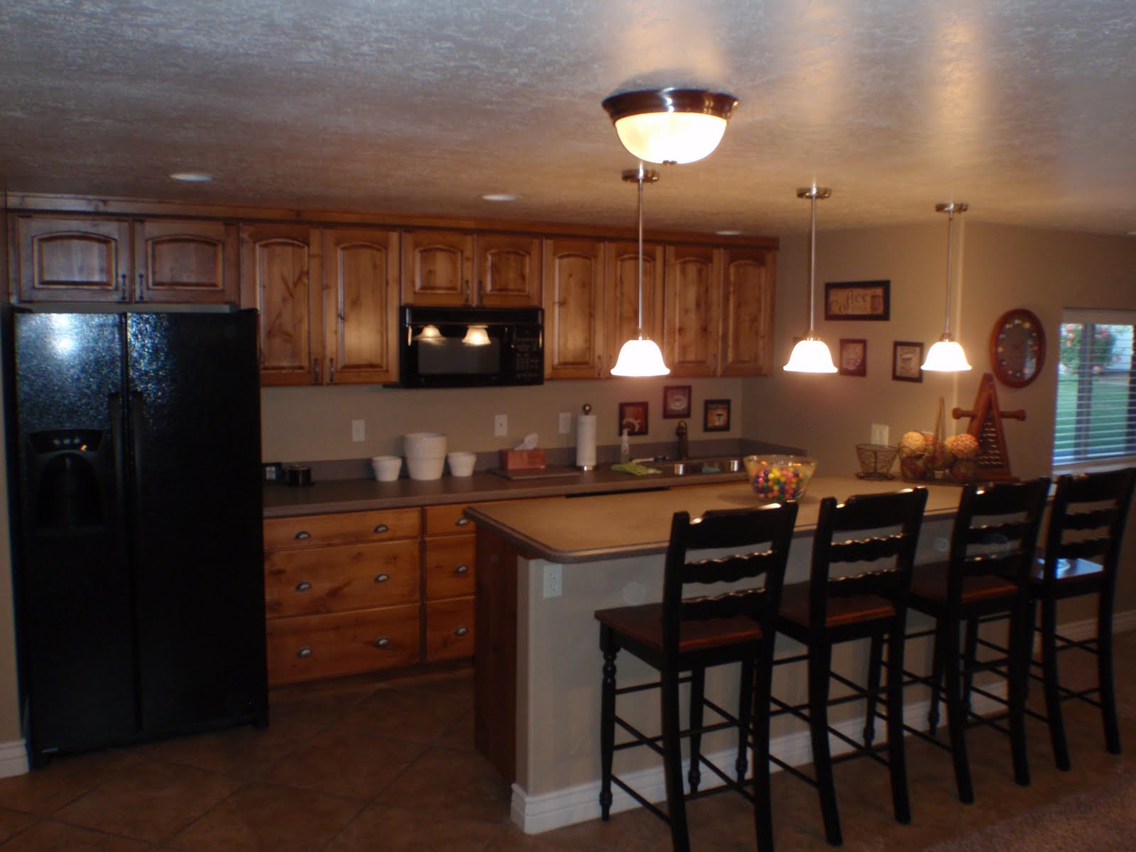 Beautiful Utah Home: Basement Kitchenette