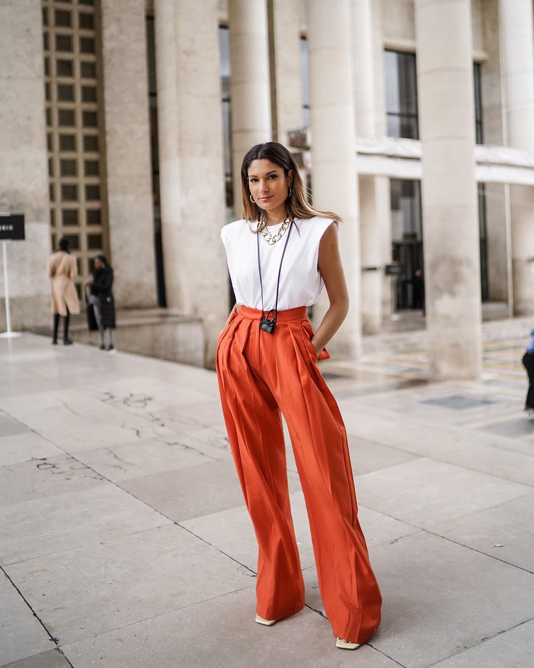This French Girl’s Look Makes Us Want Colorful Trousers For Summer