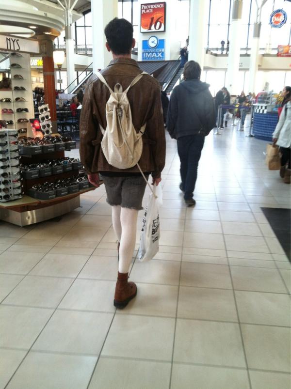 Un autre regard sur le monde Mode homme bermuda, collant, meggings, tendance ville et sport