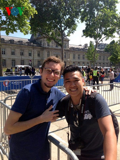 Chinh thuc khai mac Fanzone, 'ham nong' EURO 2016 tren dat Phap - Anh 4