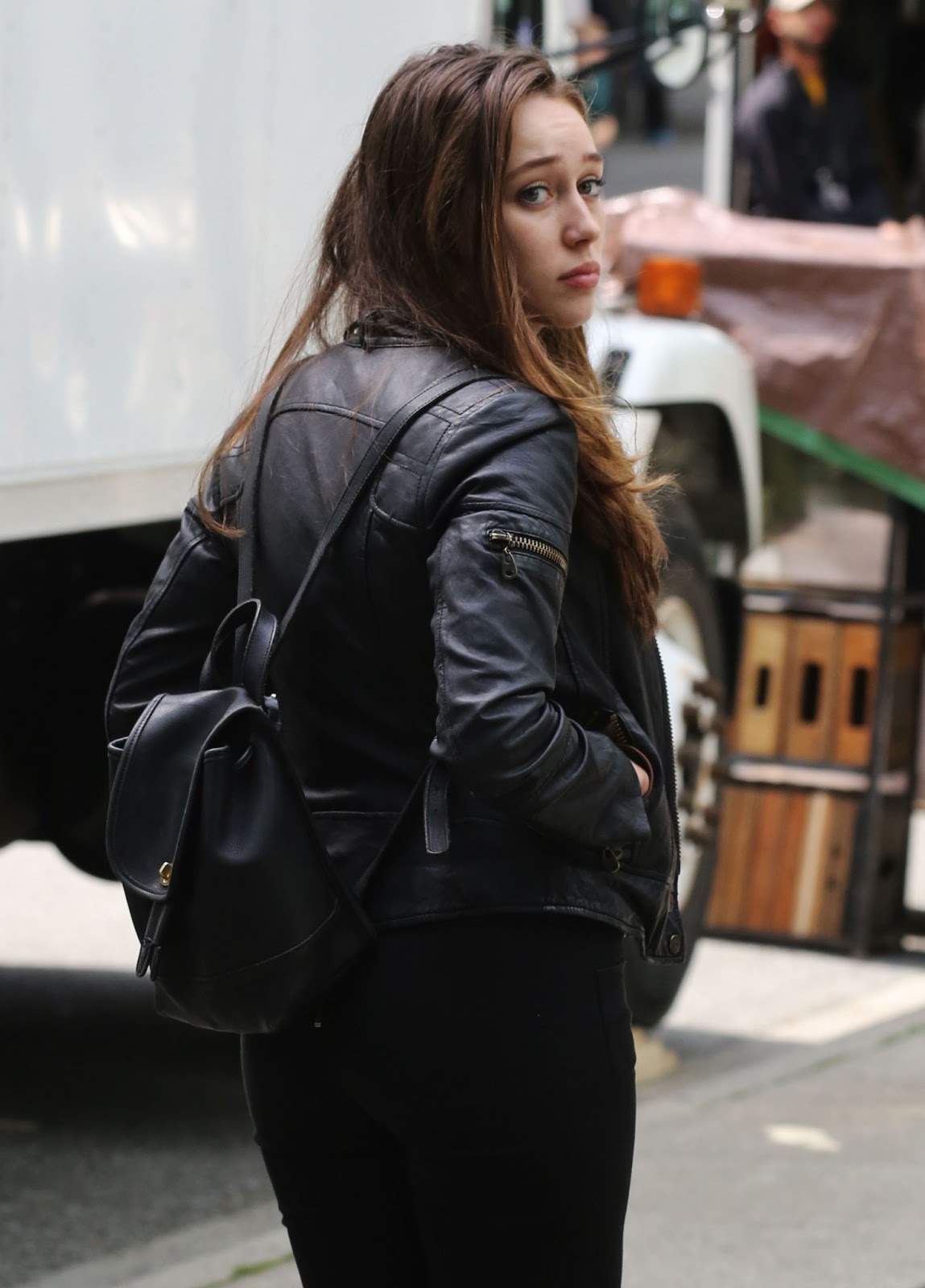 Alycia Debnam-Carey || On the set of 'Fear The Walking Dead' | May 10