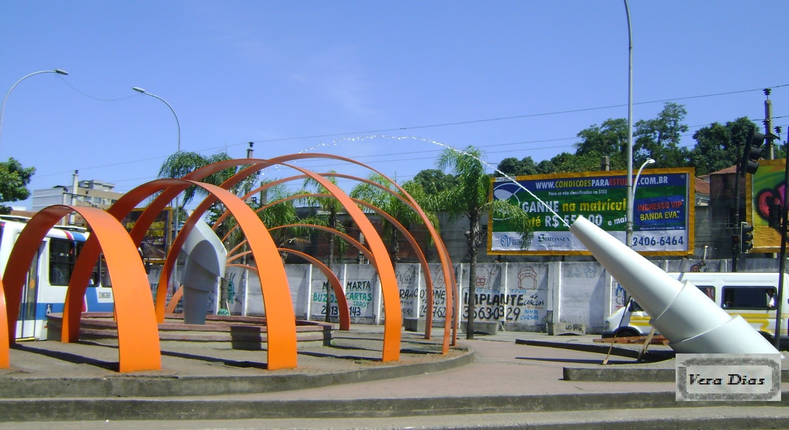 As histórias dos monumentos do Rio