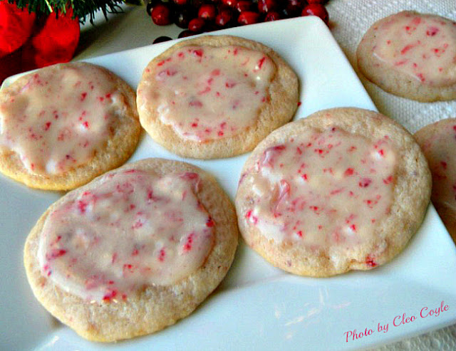 https://2.bp.blogspot.com/-yT2ruIZG2So/XA0_ORl8p5I/AAAAAAAAaJM/EGraJrQ-FWM4NJ-_Z-WK5lDyAdwsHHG-wCLcBGAs/s640/Pretty-in-Pink-Cookies-by-CleoCoyle.jpg