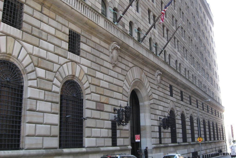 The Bank Of New York Mellon Bank Of New York Mellon Trust Company