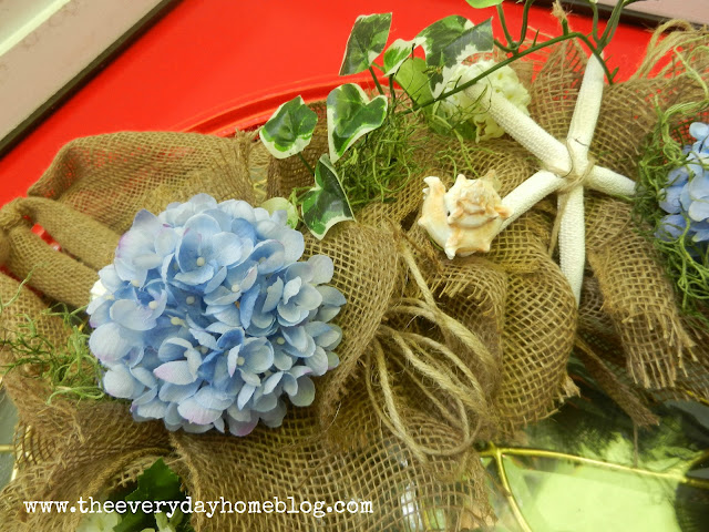 Burlap Wreath Instructions by The Everyday Home #burlap #wreaths #crafts #DIY #michaels