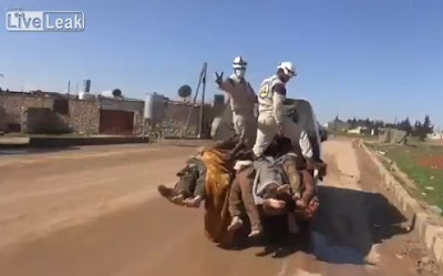 syrie -  La preuve  évidente que les Casques Blancs sont  financés par divers pays qui soutiennent des groupes terroristes en Syrie Casques%2Bblancs%2Bterroristes