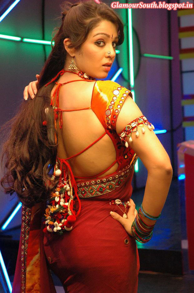 Charmi+Kaur+Hot+Bare+Back+in+red+saree+and+choli+with+strings.jpg