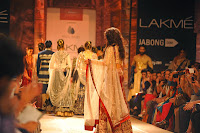 Jacqueline Fernandez walk on the ramp for Lakme Fashion Week Winter Festive 2014