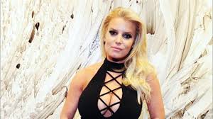 These 15 Famous Celebrities Were Reported To Have Poor And Terrible Hygiene Practice! These 15 Famous Celebrities Were Reported To Have Poor And Terrible Hygiene Practice!