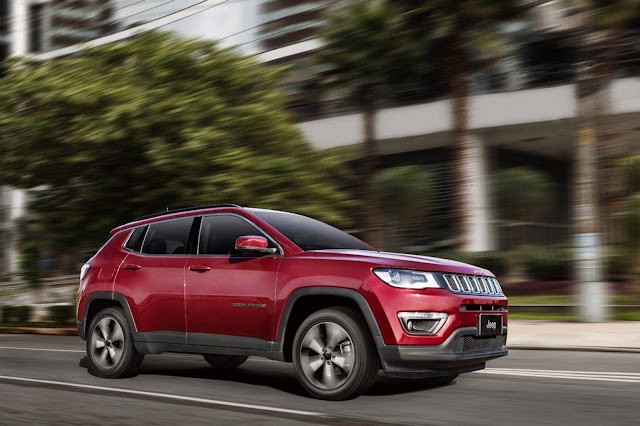 Jeep Compass 2.016 Jeep_Compass_Longitude_Flex_002