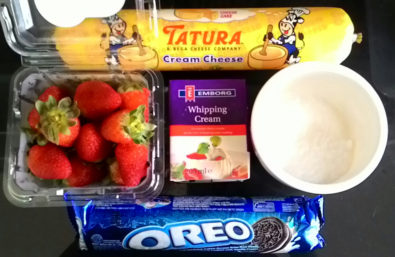 Strawberry Oreo Cheese Trifle  Wan Azreen Blog