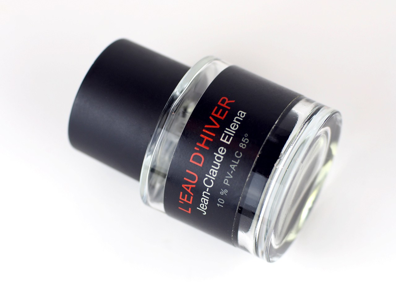 Frederic malle l'eau d'hiver 30. Frederic malle коробка. Frederic malle l'eau d'hiver 3. Frederic malle l eau. Frederic malle l eau d hiver.