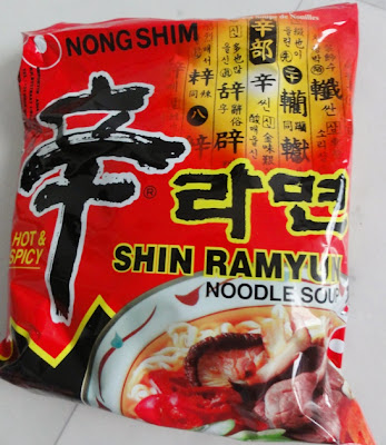 Nongshim Shin Ramyun hot & spicy