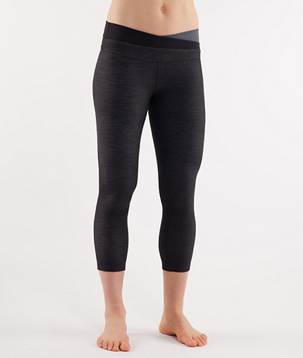 My Superficial Endeavors: Lululemon Astro Wunder Under in Black Slub Denim