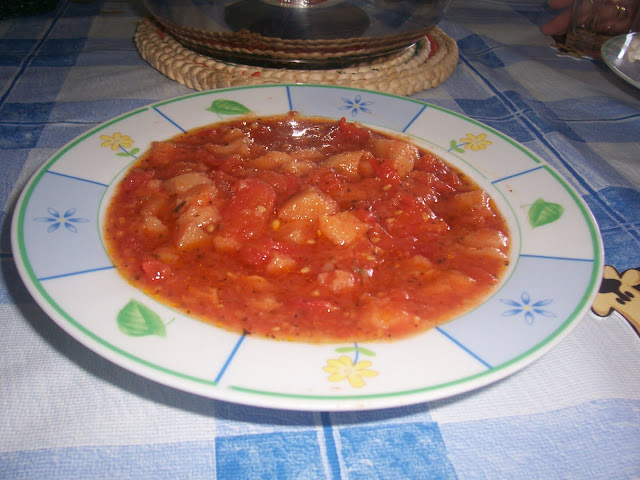Sopa de Tomate y Pan. Receta