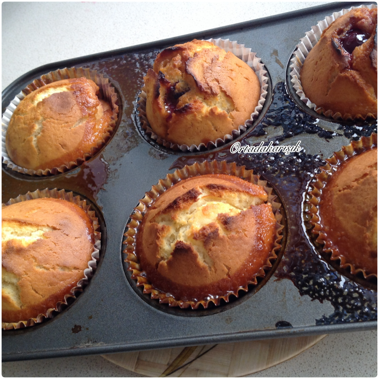 ANANASLI KARAMEL SOSLU CUP KEK NASIL YAPILIR HACER ŞENER