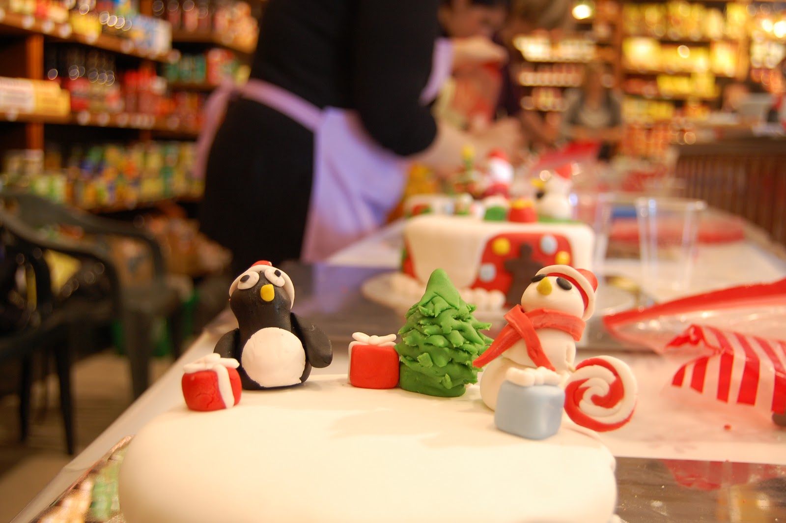 food-fairies-due-fate-in-cucina-primo-corso-di-cake-design-christmas
