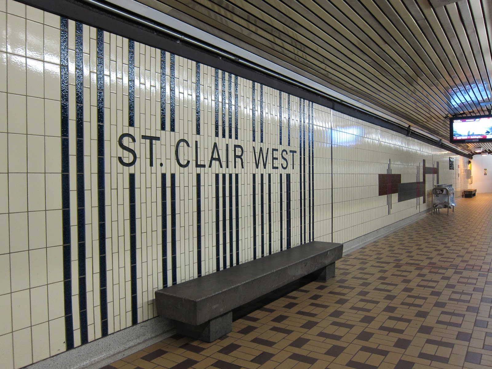 Station Fixation St. Clair West