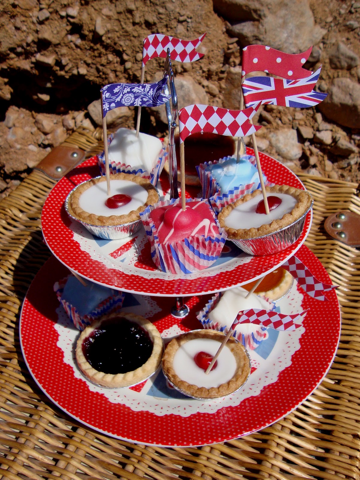 Podheim A Jubilee Picnic