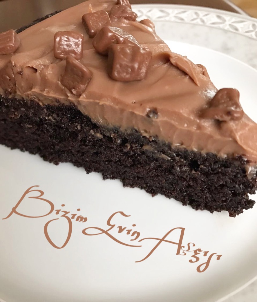 Çikolatalı Kolay Pasta