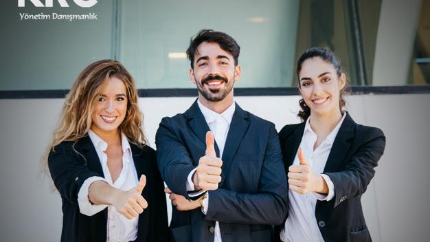 KURUMSAL EĞİTİMLERDE TEAM BUILDING VE YELKEN DESTEĞİ KURUMSAL EĞİTİMLERDE TEAM BUILDING VE YELKEN DESTEĞİ