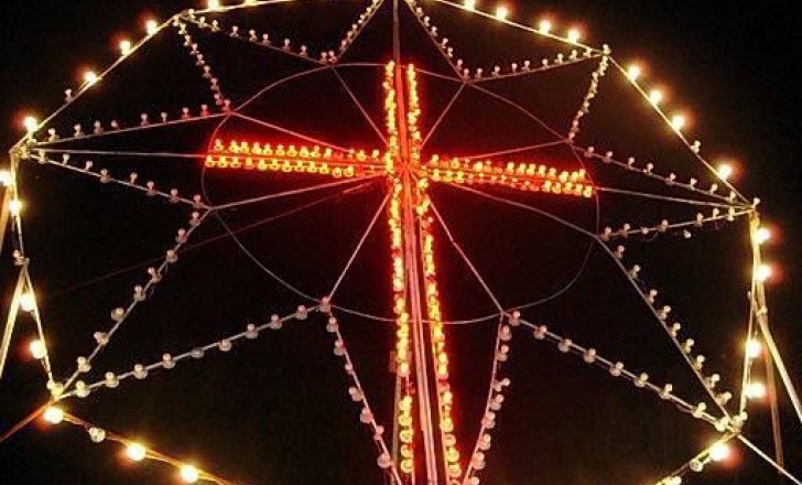 La estrella de navidad brilla en Boconó