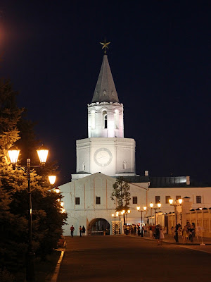Спасская башня Казанского кремля ночью