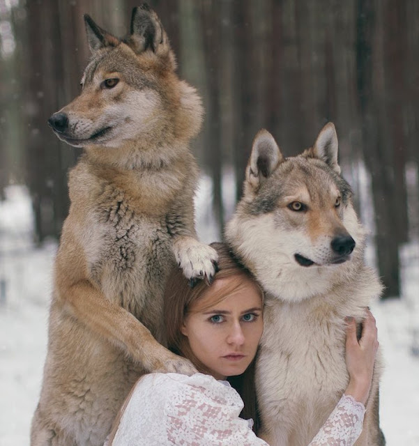 White Wolf : Dreamy Portraits of Women Living in Harmony with Wild ...