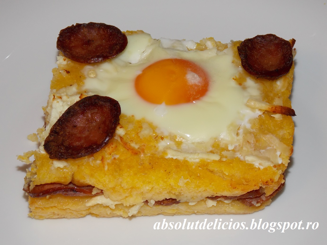 Absolut Delicios Retete culinare BAKED POLENTA LAYERED WITH SAUSAGES