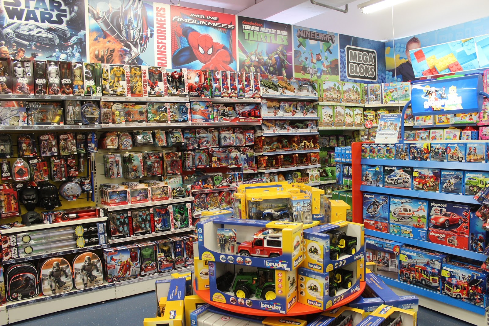 Toy 'Stache Tallinna 2016 kesä Tallinn 2016 summer