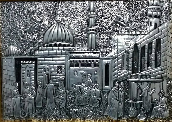 سى عمر فن الضغط والطرق على المعدن