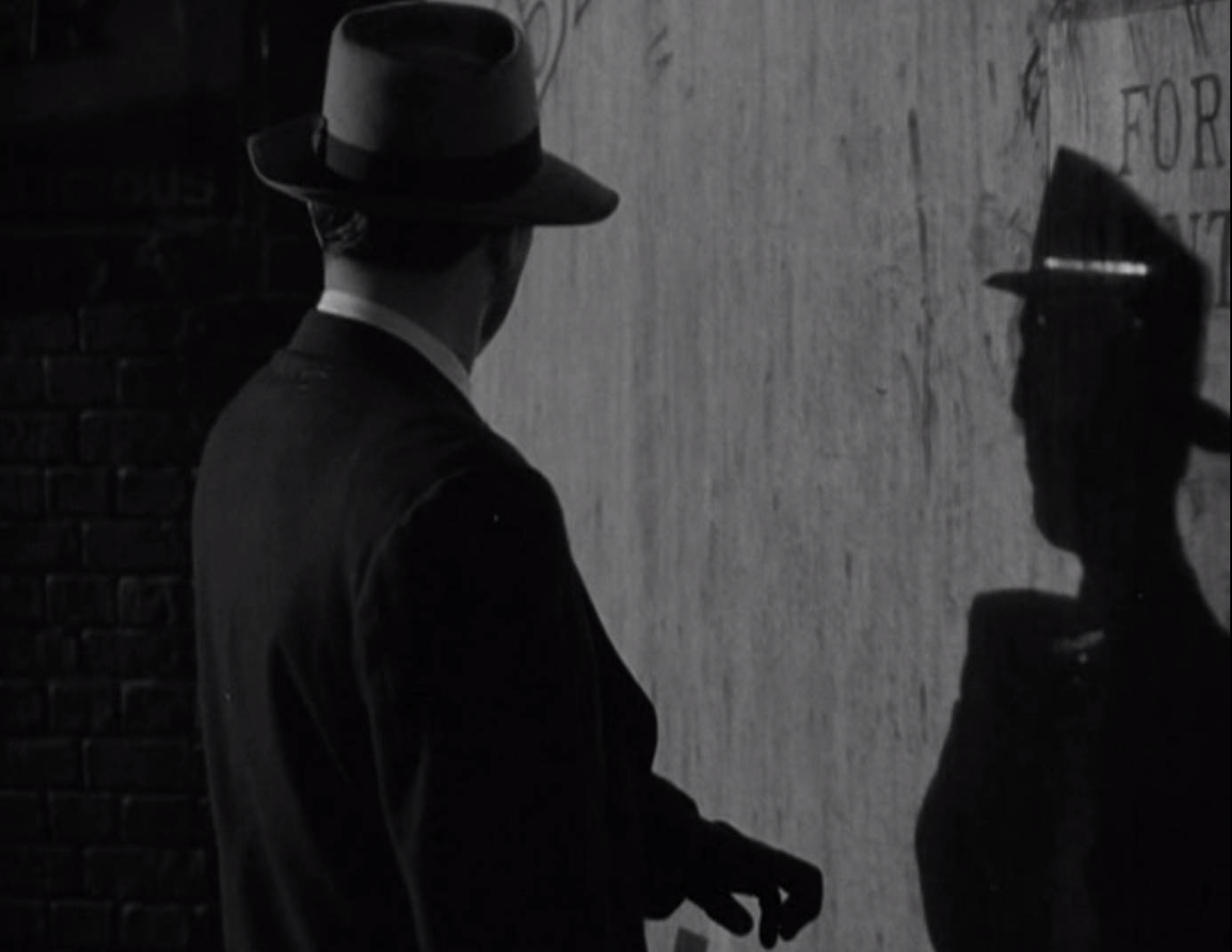 Noirsville the film noir Scene Of The Crime (1949) Shootout at the L