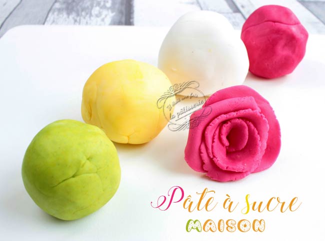 Recette de pâte à modeler fait-maison: Naturelle, colorée, non