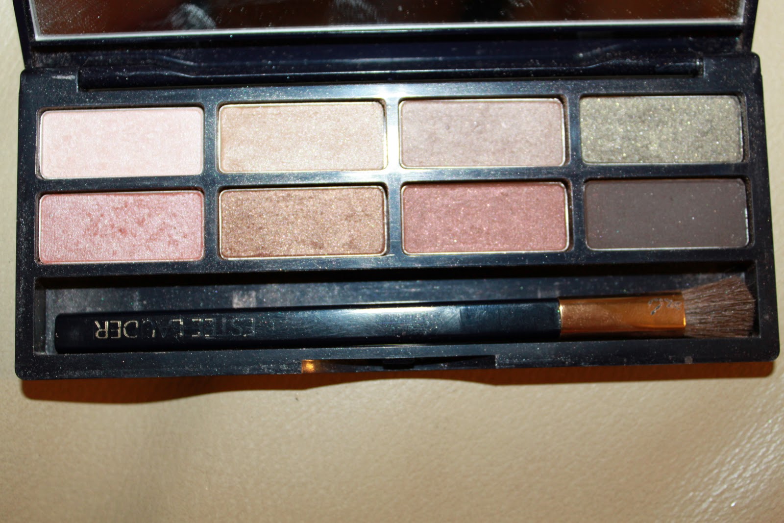 Отзывы о косметике : Тени от Ести Лаудер