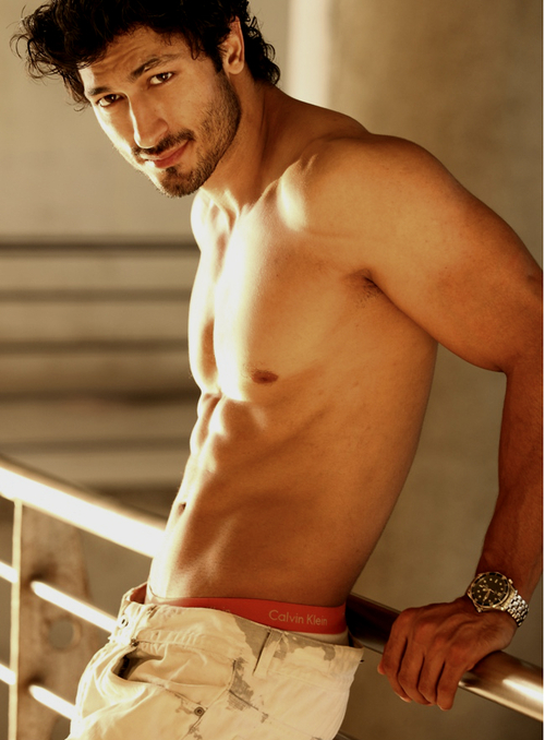 Nude Bollywood Men 56