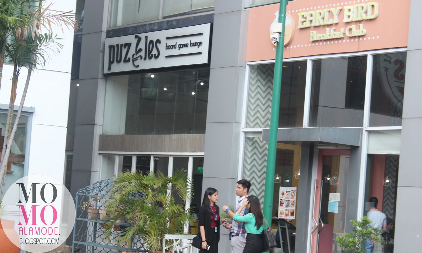 Review PUZZLES Board Game Lounge BGC Momo à la Mode