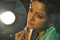 UdayaBhanu Hot Photo from Madhumathi Movie HeyAndhra